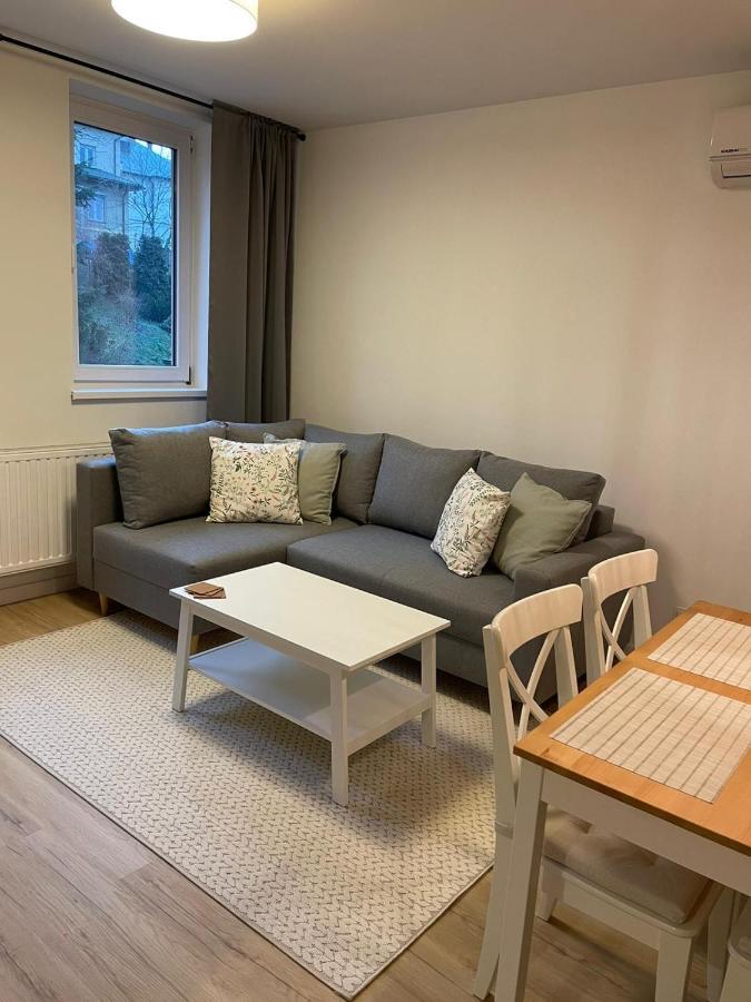 Apartamenty Guzik 22 Krosno Exterior photo